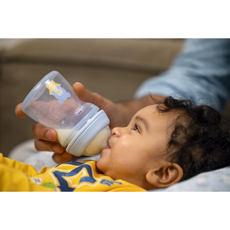 Chicco Natural Feeling Anti-Colic Bottle 2 Months + 250 ml