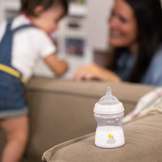 Chicco Natural Feeding Glass Bottle 0M+ 250m