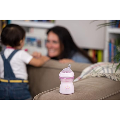 Chicco Natural Feeling Anti-Colic Bottle 2 Months + 250 ml, Soft and Flexible Si
