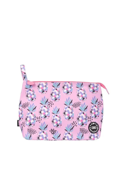 POUCHES