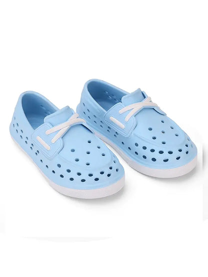 Slip On Fake Laces Sneaker