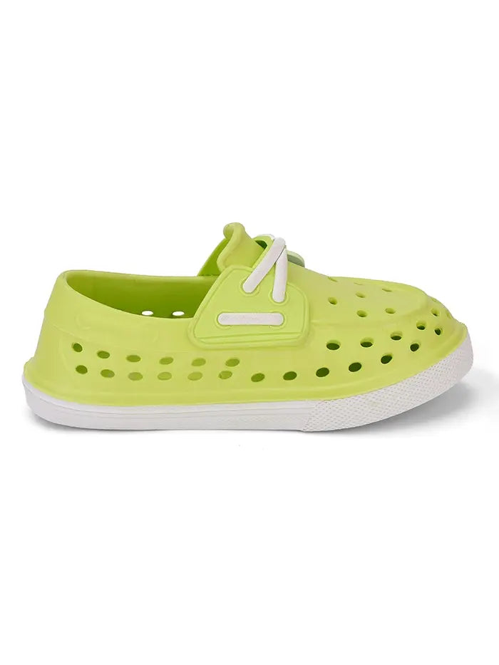 Slip On Fake Laces Sneaker