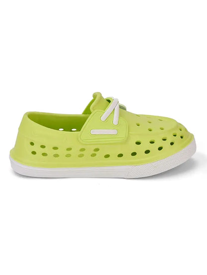 Slip On Fake Laces Sneaker
