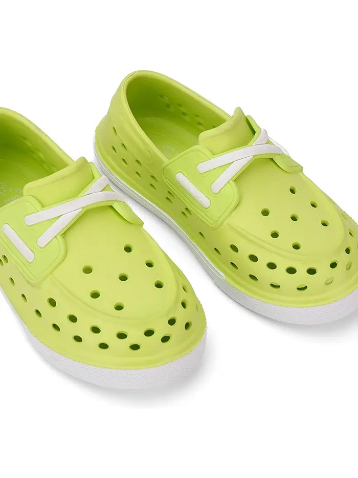 Slip On Fake Laces Sneaker