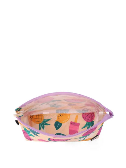 POUCHES